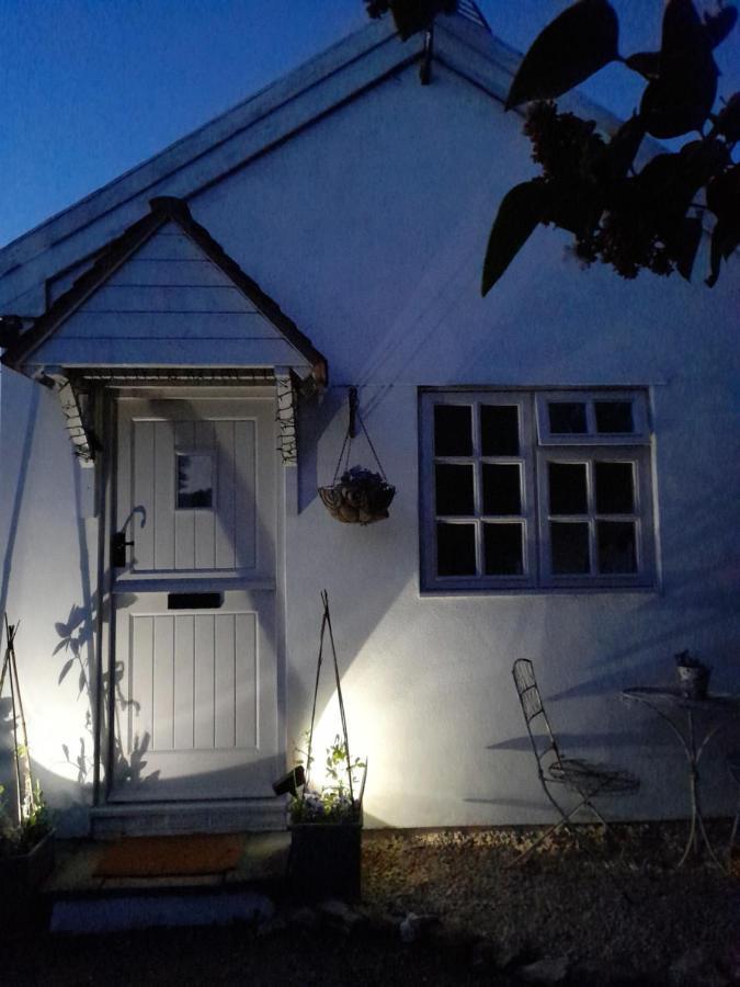 My Little Studio Farmborough Exterior photo